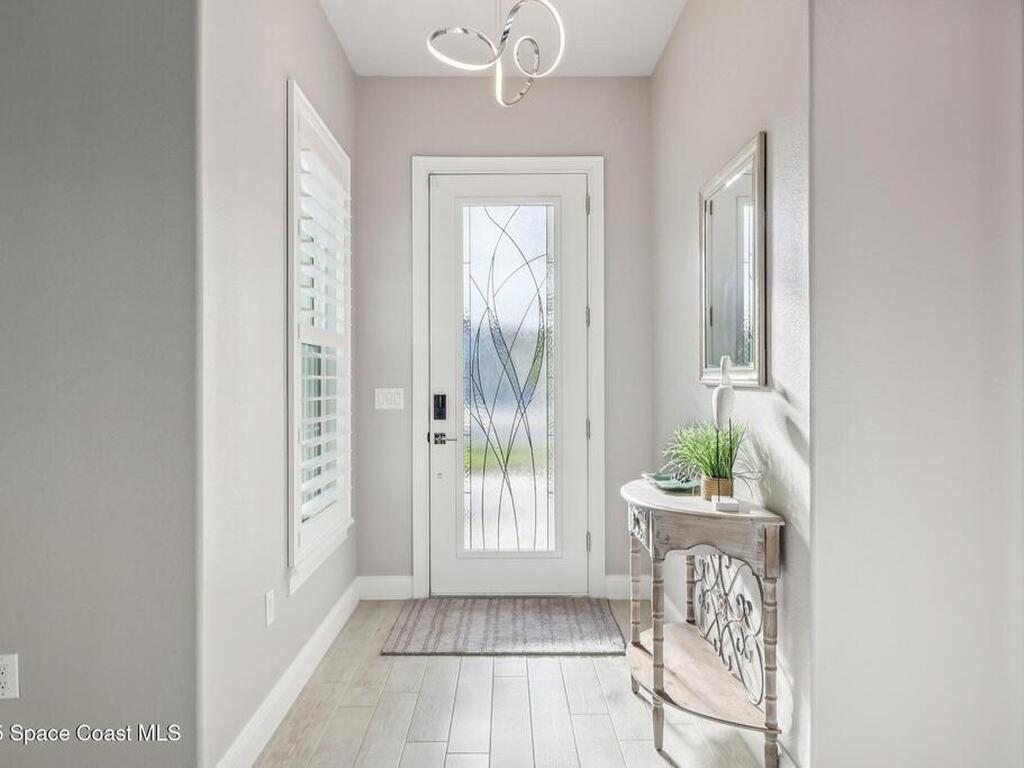 4090 Negal Circle, Melbourne, FL 32901