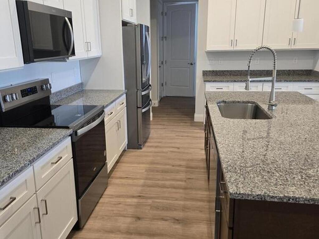 398 Gamrott Street, Palm Bay, FL 32908