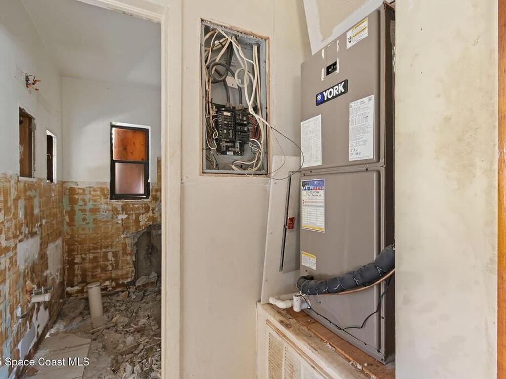 401 Poinciana Drive, Melbourne, FL 32935