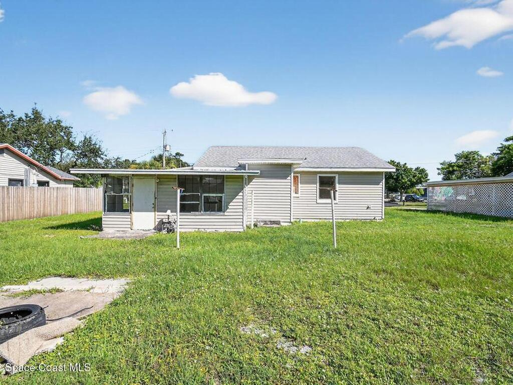 401 Poinciana Drive, Melbourne, FL 32935