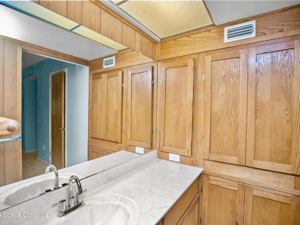 831 Edwards Street, Palm Bay, FL 32905