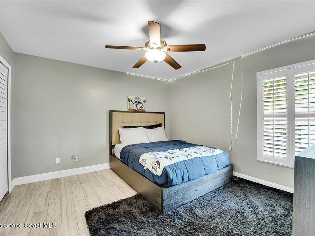 6107 NW Gause Avenue, Port St. Lucie, FL 34986