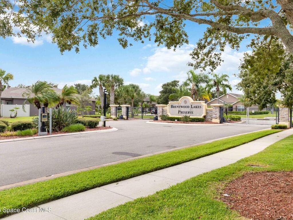 377 Wishing Well Circle, Palm Bay, FL 32908