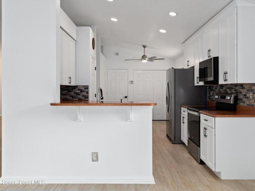 377 Wishing Well Circle, Palm Bay, FL 32908