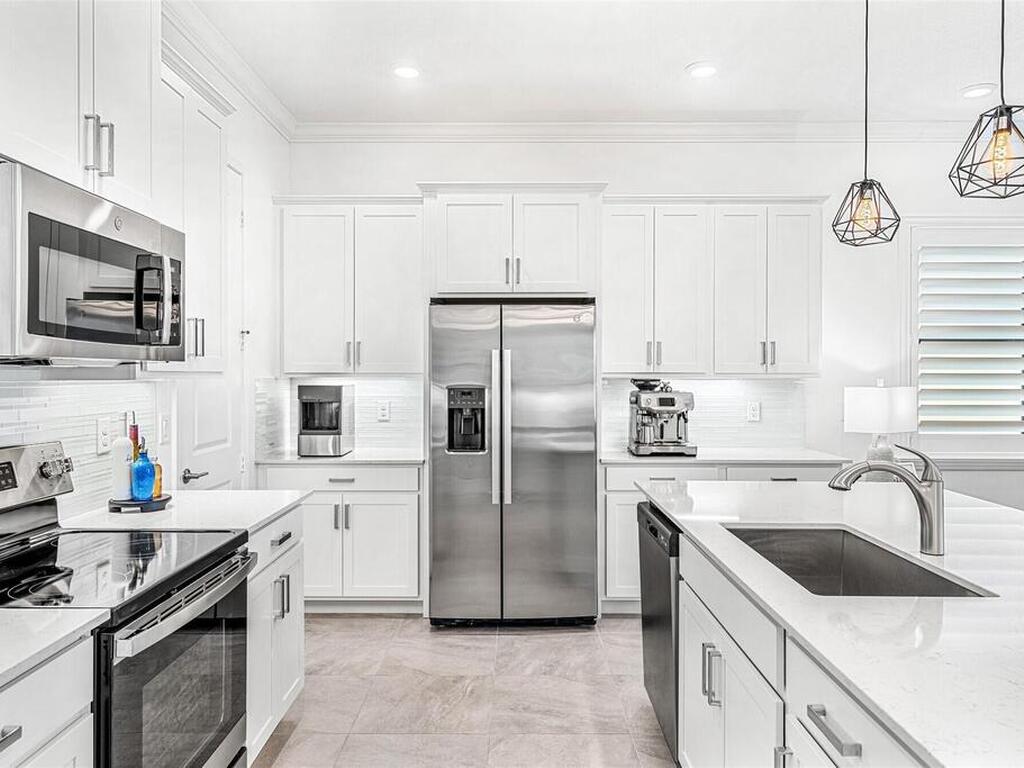 8444 Alister Drive, Melbourne, FL 32940