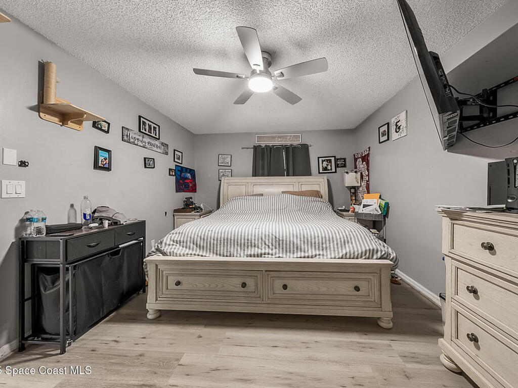 823 Hunters Creek Drive, Melbourne, FL 32904