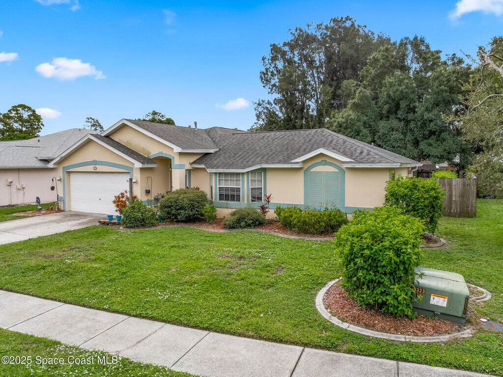 823 Hunters Creek Drive, Melbourne, FL 32904