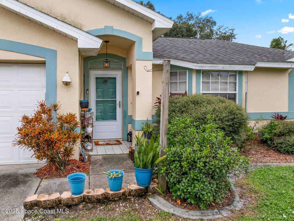 823 Hunters Creek Drive, Melbourne, FL 32904