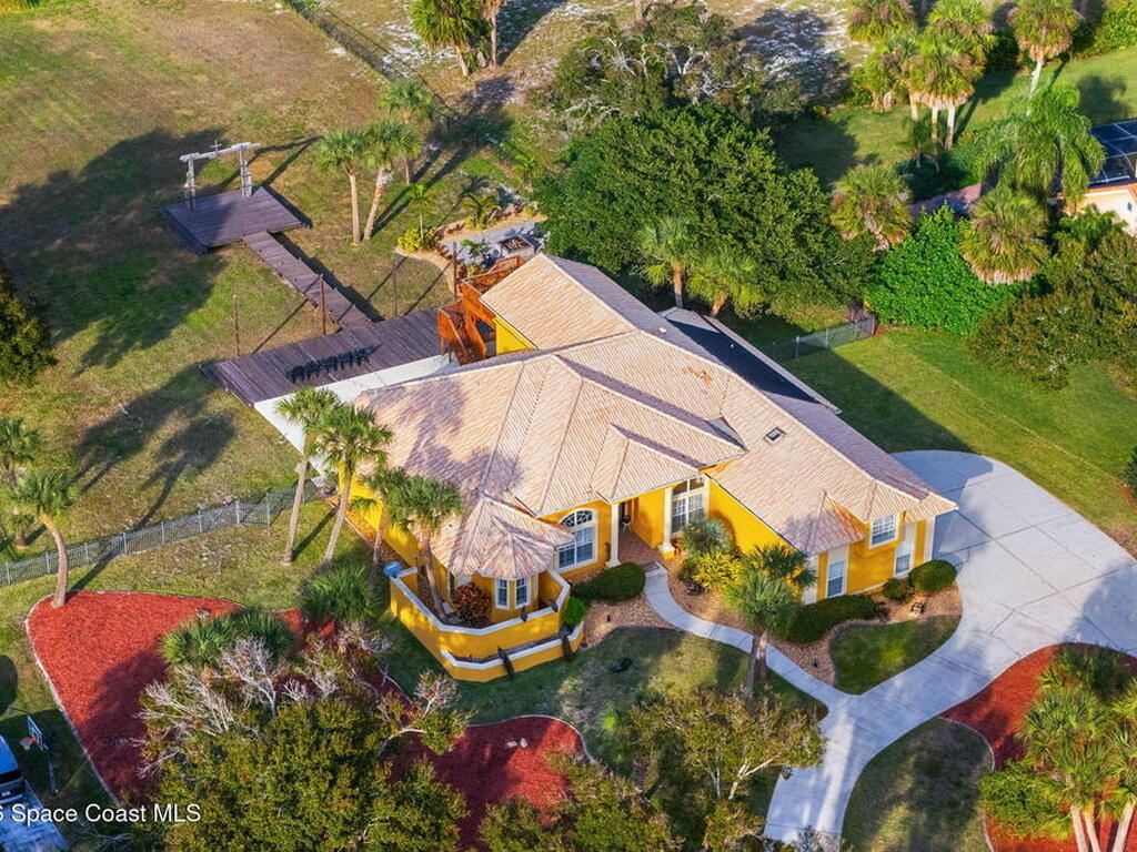 190 Stewart Drive, Merritt Island, FL 32952