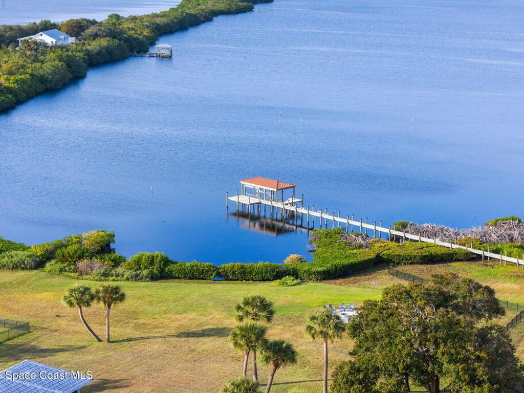 190 Stewart Drive, Merritt Island, FL 32952