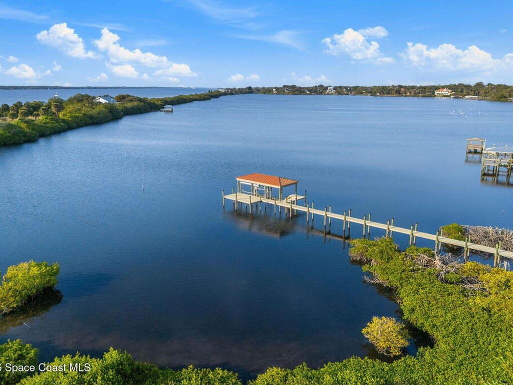 190 Stewart Drive, Merritt Island, FL 32952