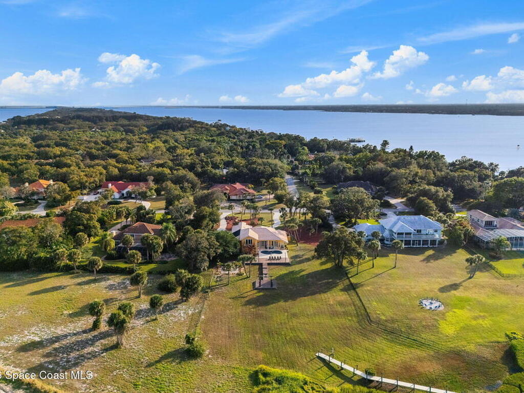 190 Stewart Drive, Merritt Island, FL 32952