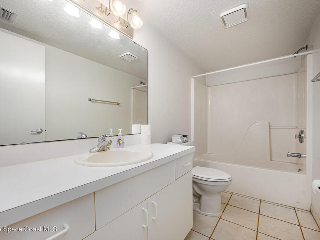 1420 Huntington Lane, Rockledge, FL 32955