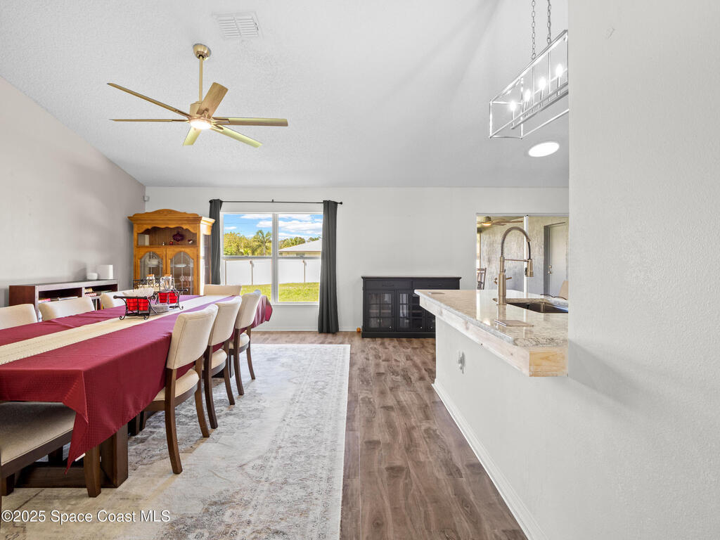 940 Jupiter Boulevard, Palm Bay, FL 32907