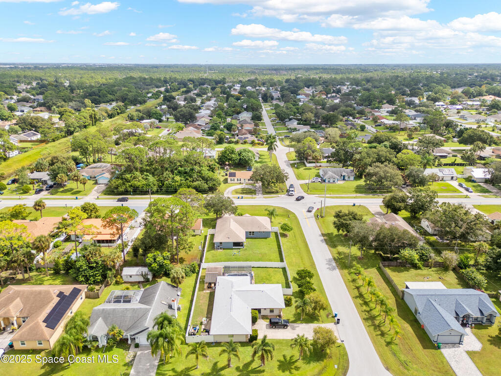 940 Jupiter Boulevard, Palm Bay, FL 32907
