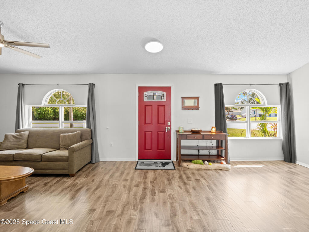 940 Jupiter Boulevard, Palm Bay, FL 32907