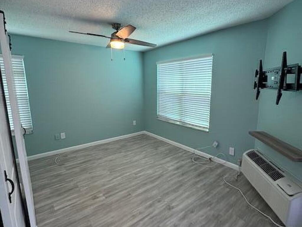 1401 S Palmetto Avenue, Daytona Beach, FL 32114