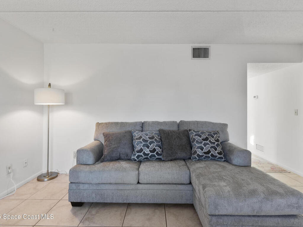 1145 N Shannon Avenue, Indialantic, FL 32903