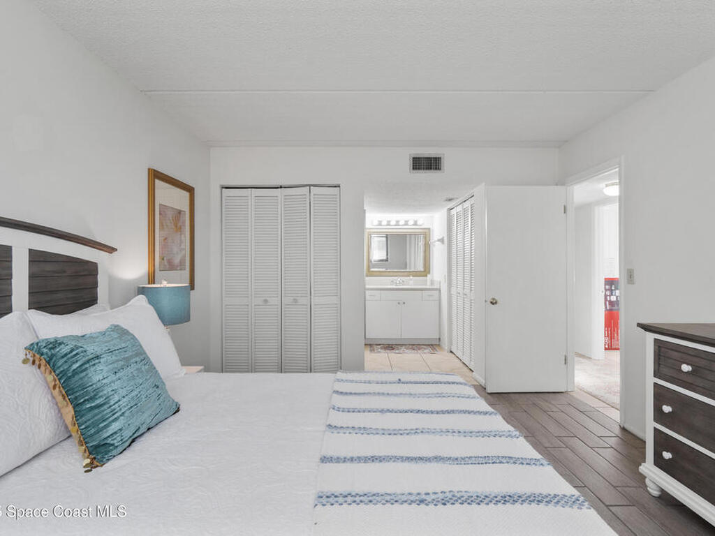 1145 N Shannon Avenue, Indialantic, FL 32903