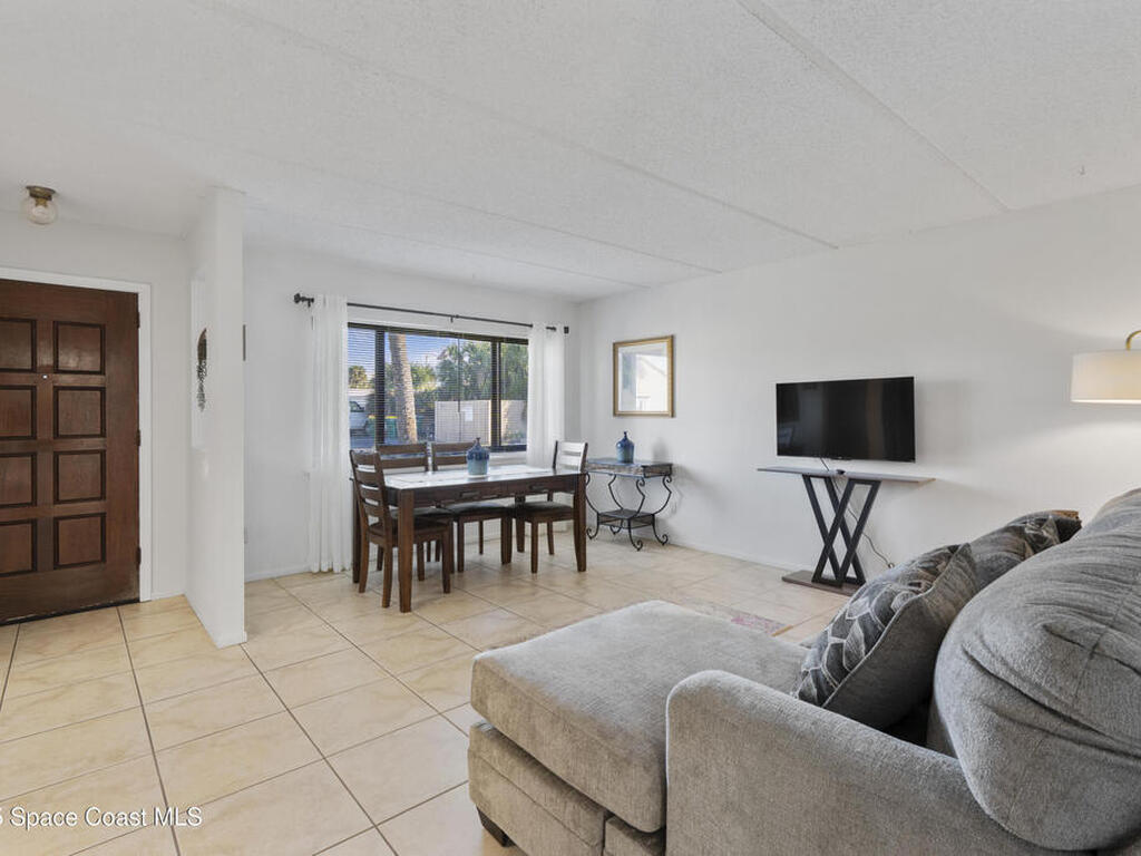 1145 N Shannon Avenue, Indialantic, FL 32903