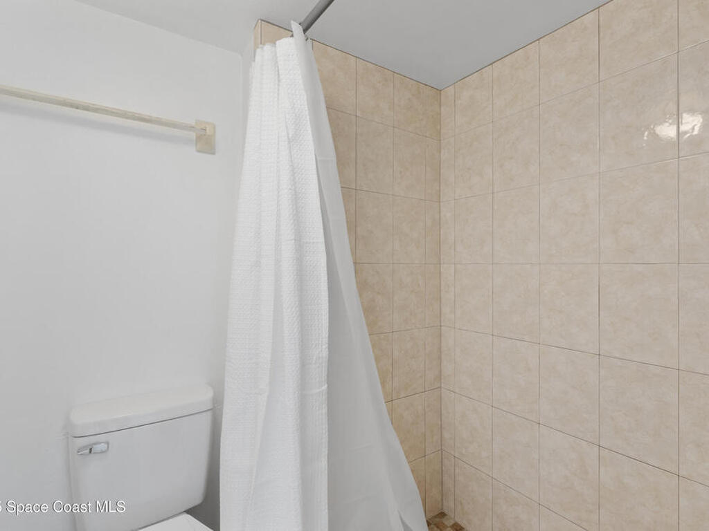 1145 N Shannon Avenue, Indialantic, FL 32903