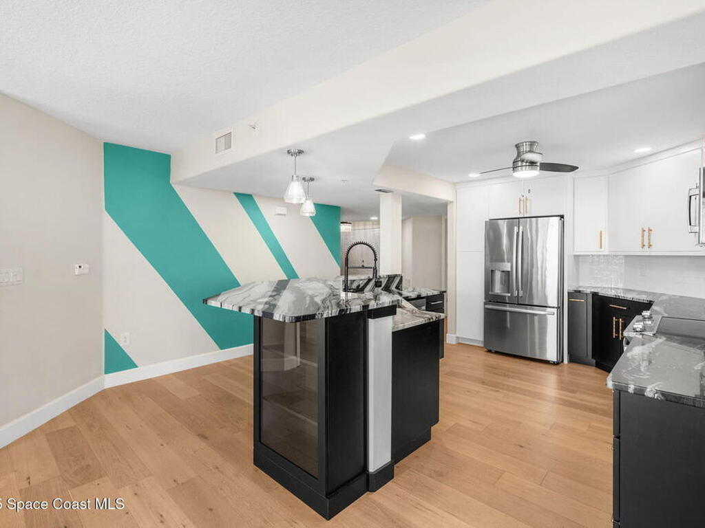 800 Del Rio Way, Merritt Island, FL 32953