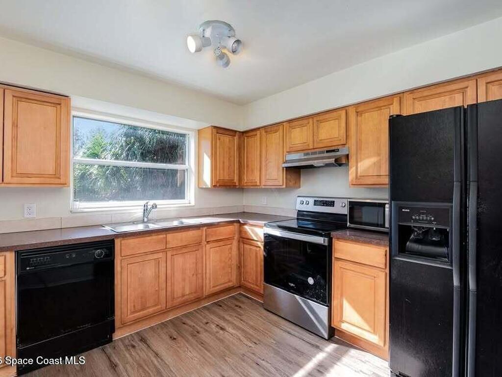 2425 Heritage Drive, Titusville, FL 32780