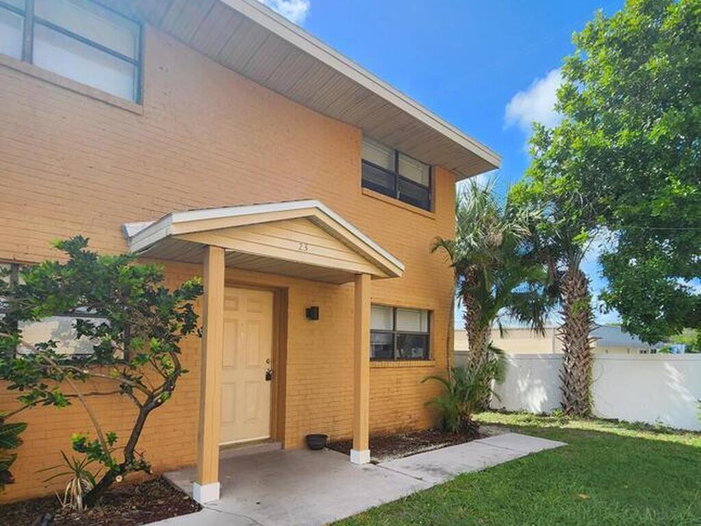 23 Elton Street, Melbourne, FL 32935