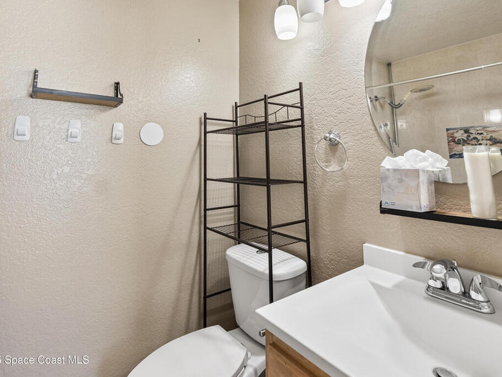 142 Palmetto Avenue, Indialantic, FL 32903