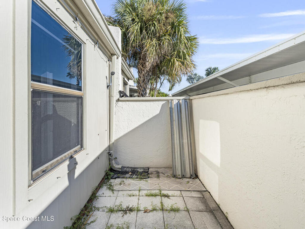 142 Palmetto Avenue, Indialantic, FL 32903