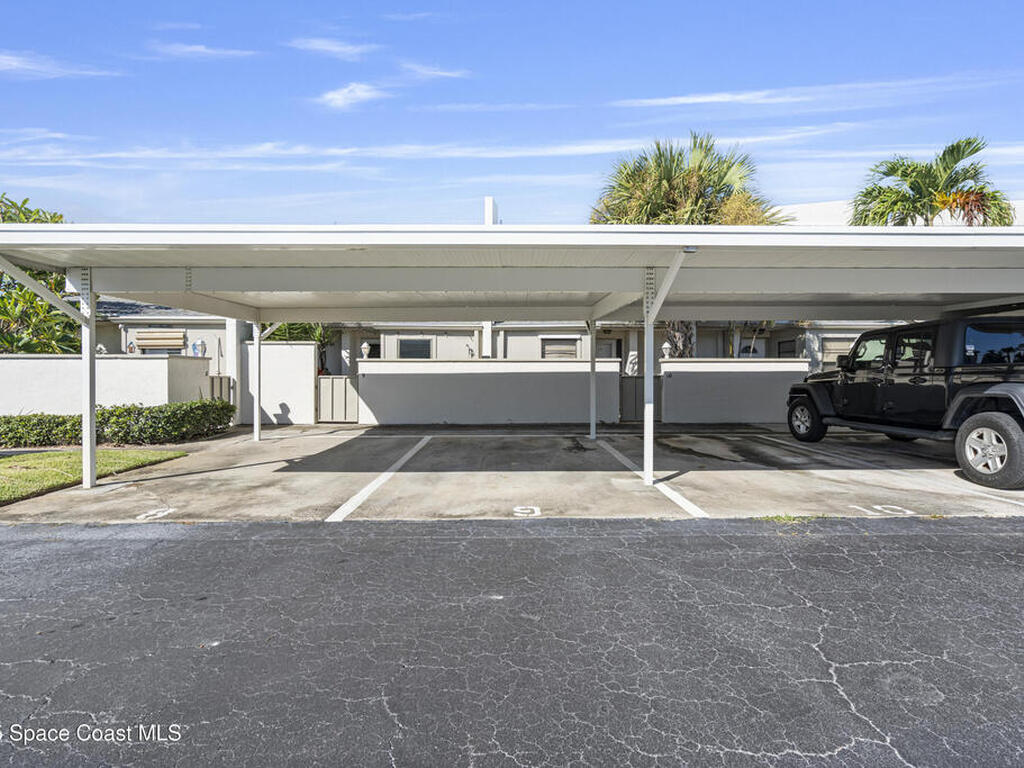 142 Palmetto Avenue, Indialantic, FL 32903