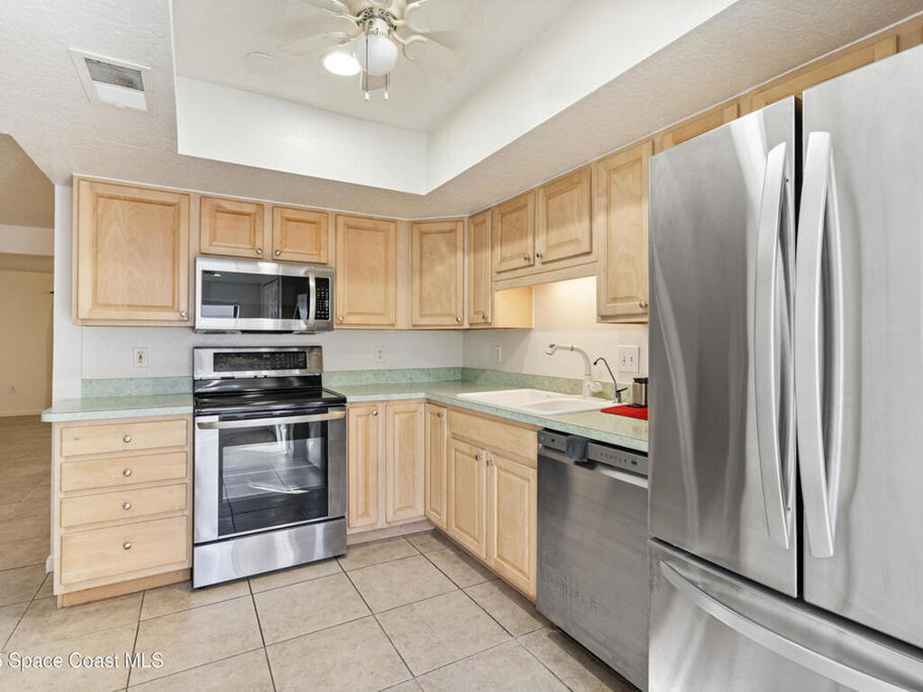 142 Palmetto Avenue, Indialantic, FL 32903