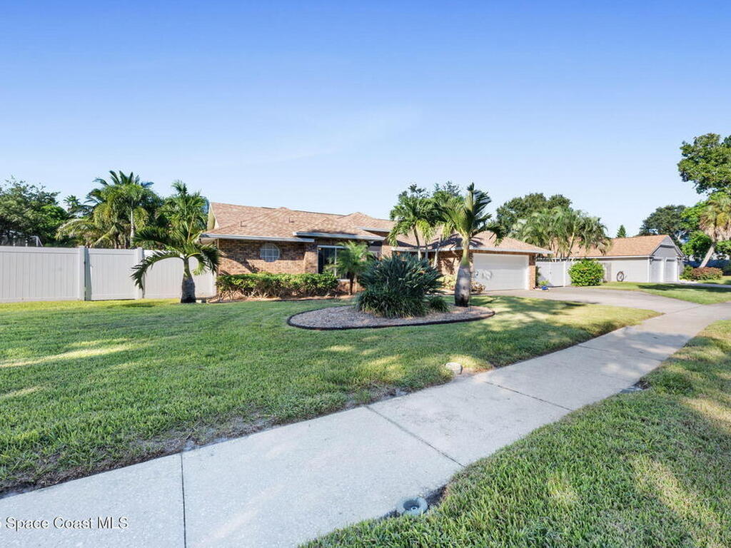 1215 Old Parsonage Drive, Merritt Island, FL 32952