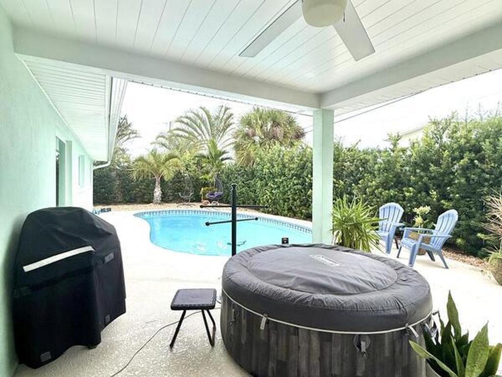 537 Royal Palm Boulevard, Satellite Beach, FL 32937