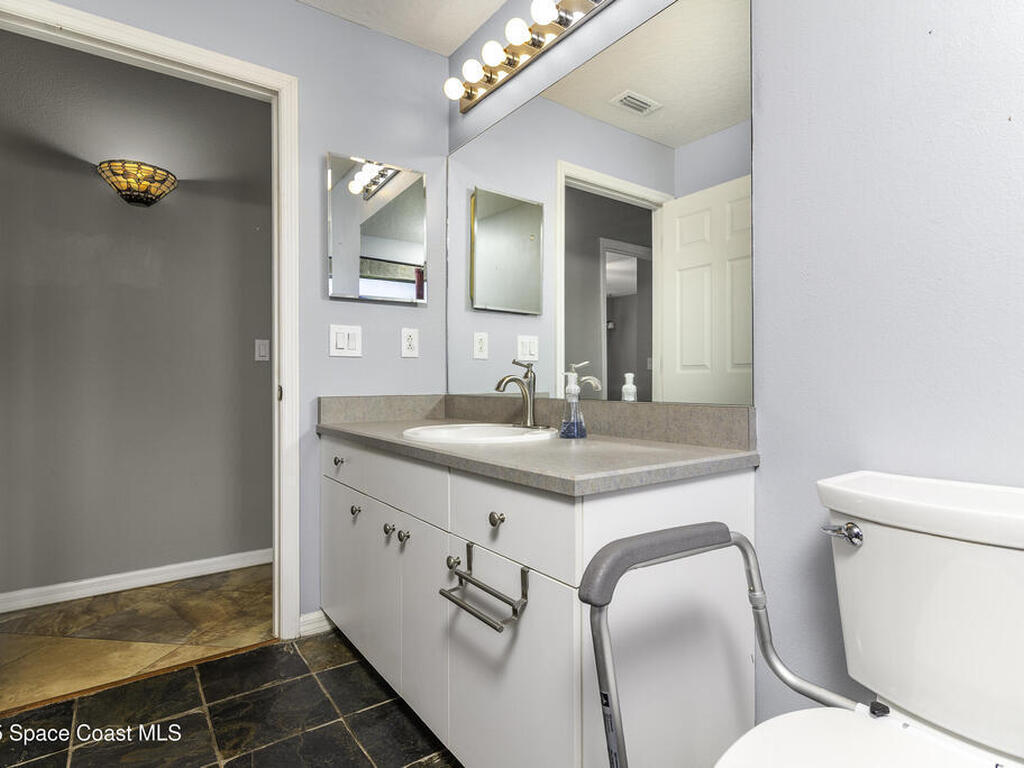 3083 Forest Creek Drive, Melbourne, FL 32901