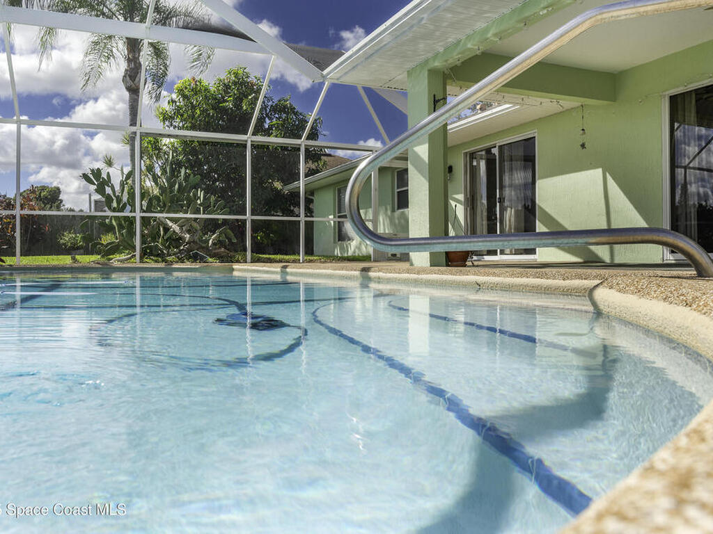 3083 Forest Creek Drive, Melbourne, FL 32901