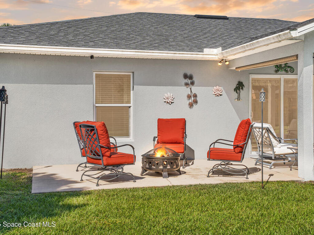 5275 Holden Road, Port Saint John, FL 32927