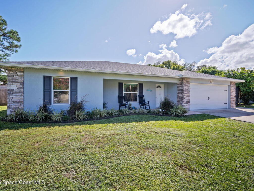 5275 Holden Road, Port Saint John, FL 32927