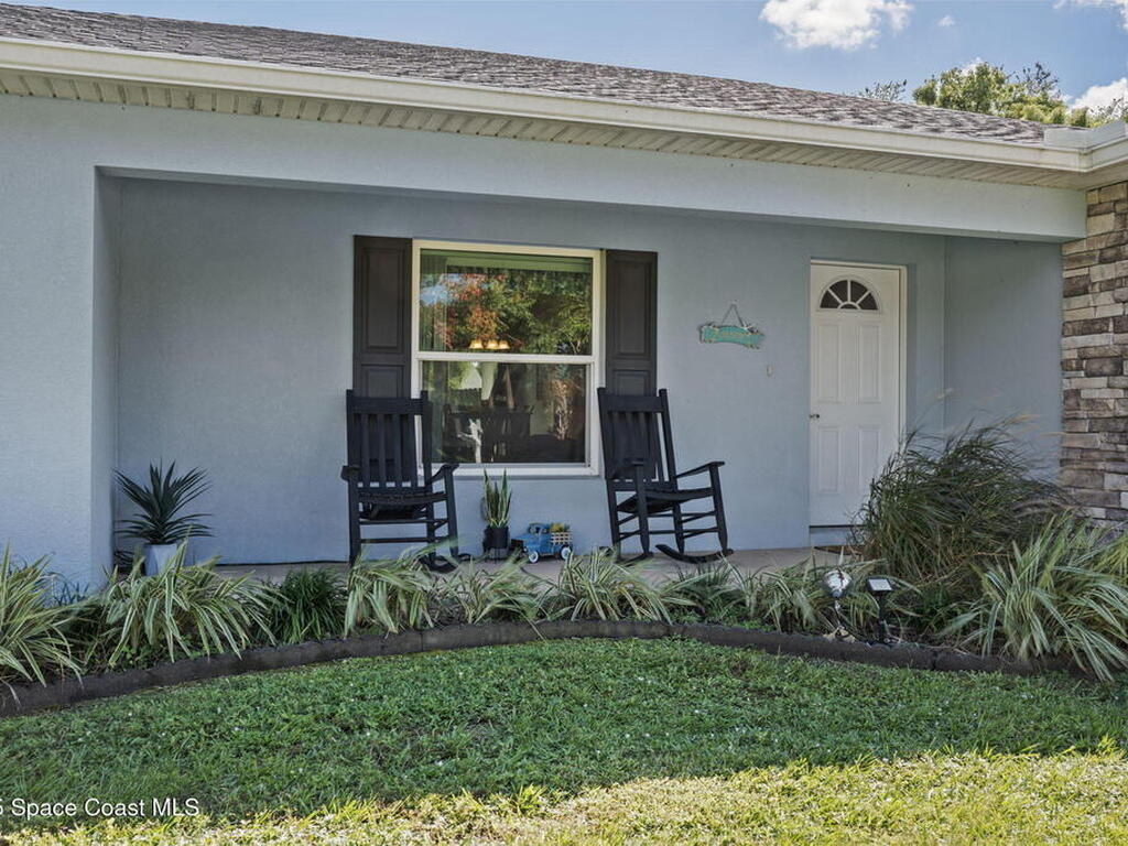 5275 Holden Road, Port Saint John, FL 32927