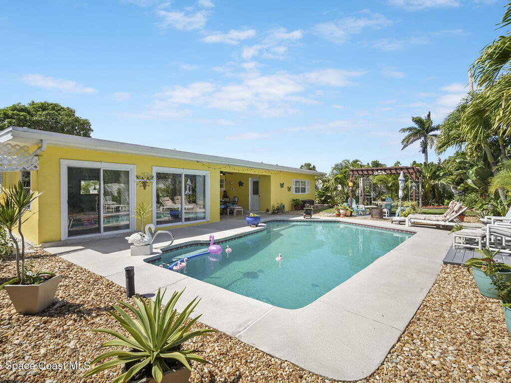 663 Bermuda Road, Cocoa Beach, FL 32931