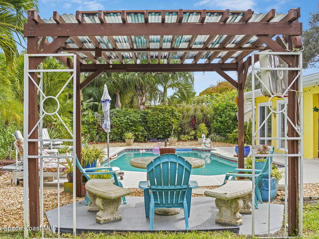 663 Bermuda Road, Cocoa Beach, FL 32931