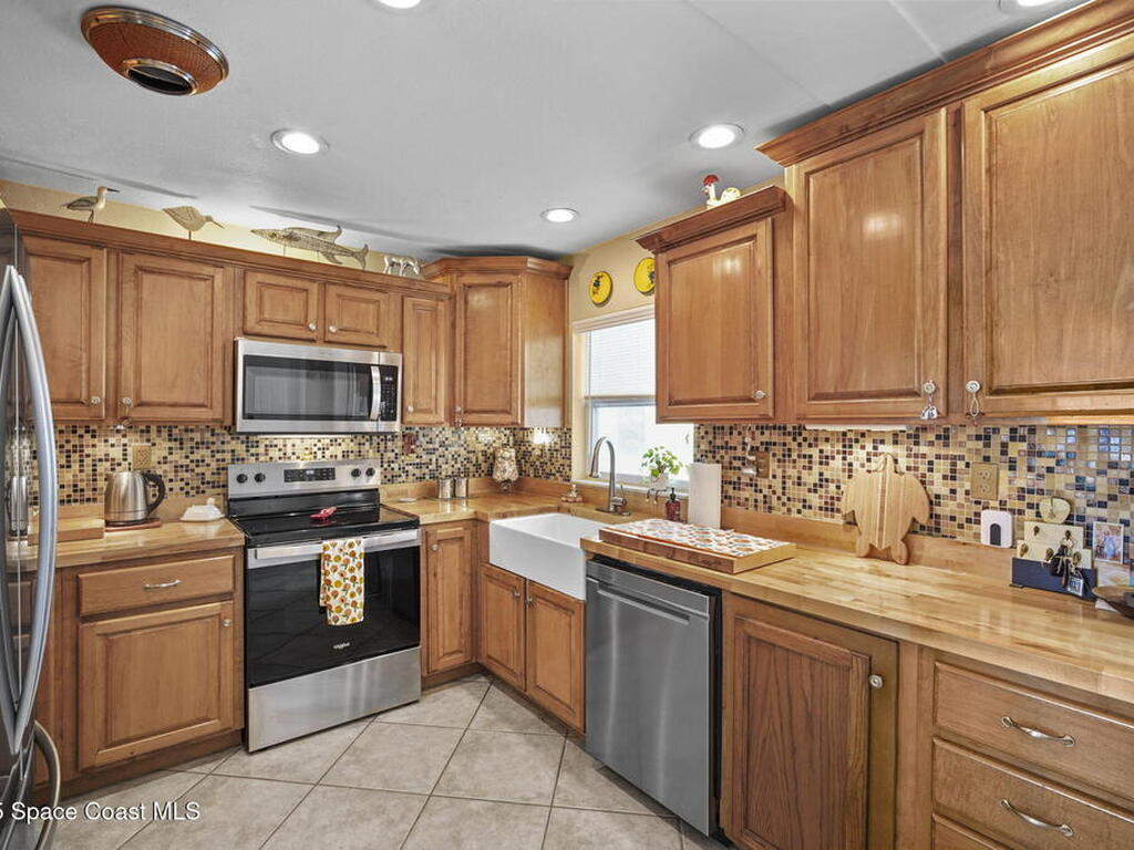 663 Bermuda Road, Cocoa Beach, FL 32931