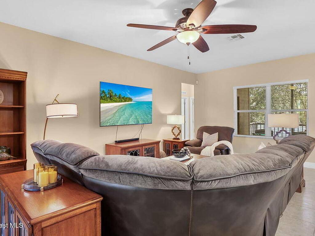 638 L M Davey Lane, Titusville, FL 32780