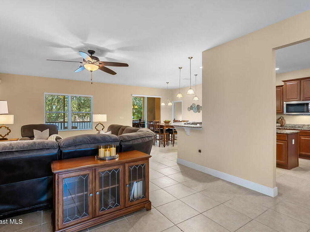 638 L M Davey Lane, Titusville, FL 32780