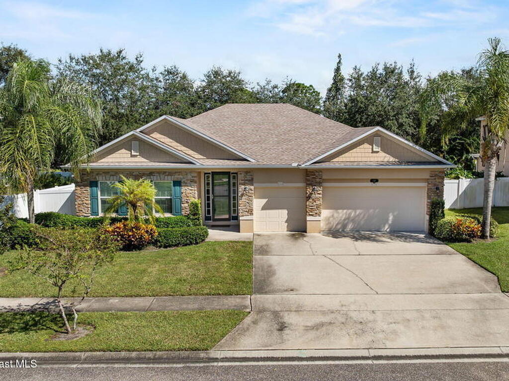 638 L M Davey Lane, Titusville, FL 32780