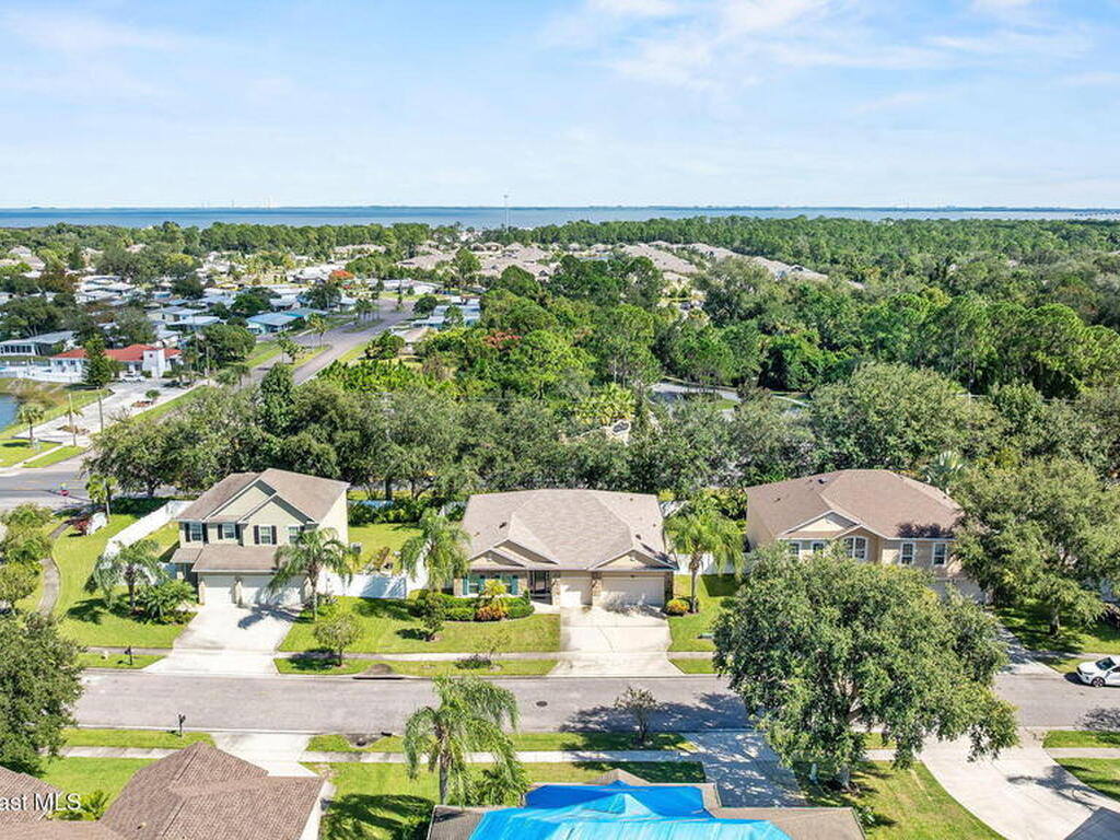 638 L M Davey Lane, Titusville, FL 32780