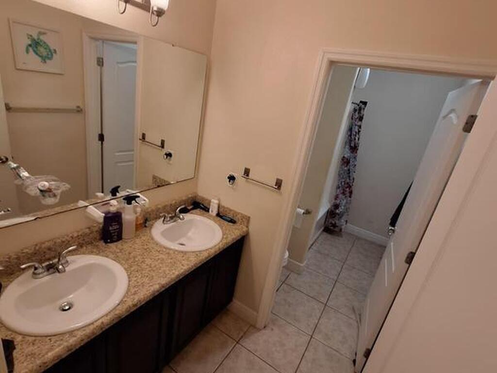 557 L M Davey Lane, Titusville, FL 32780