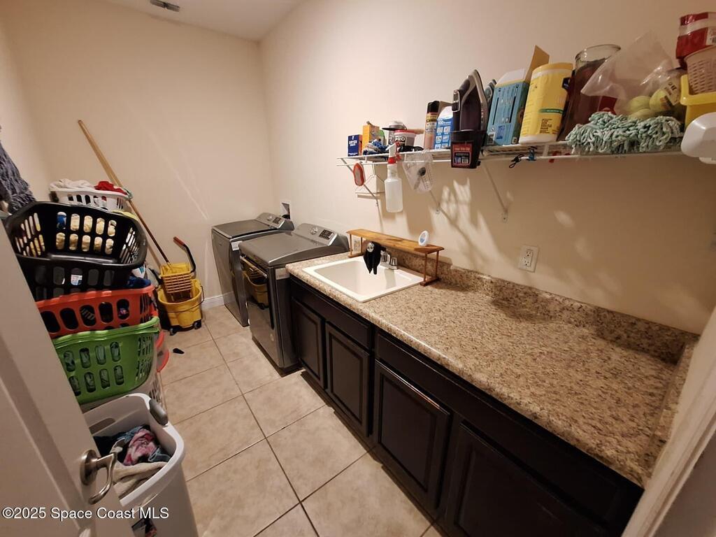 557 L M Davey Lane, Titusville, FL 32780