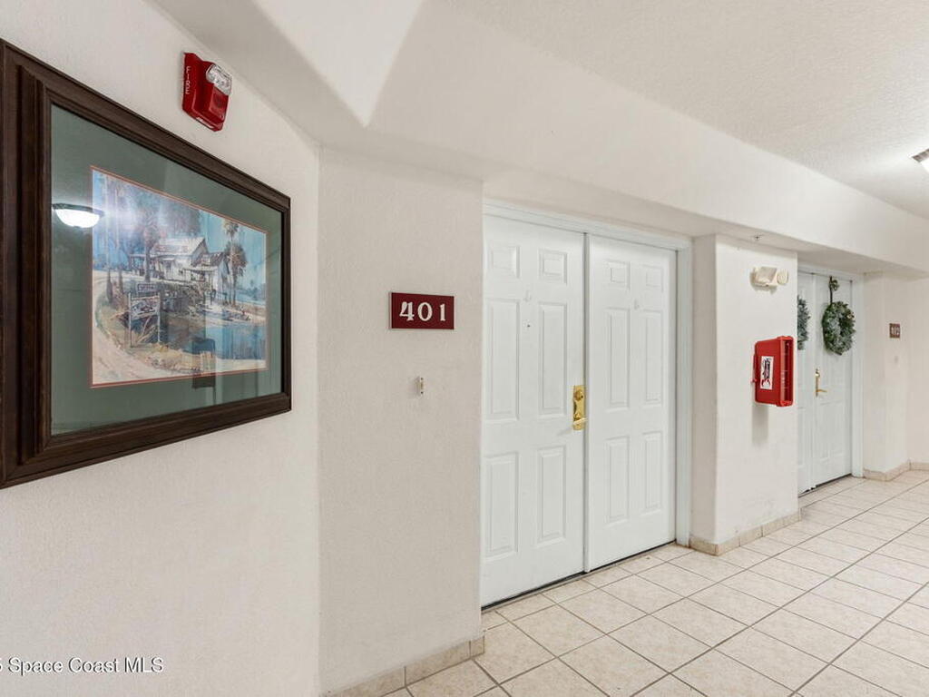 800 Del Rio Way, Merritt Island, FL 32953