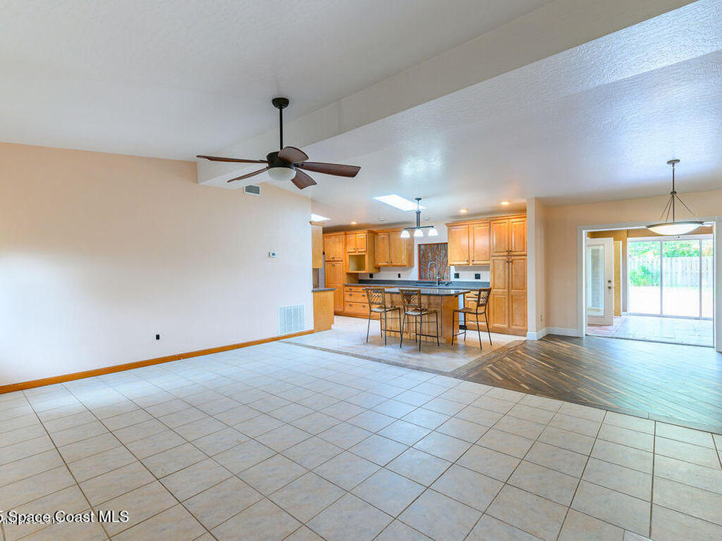 320 Pine Tree Drive, Indialantic, FL 32903